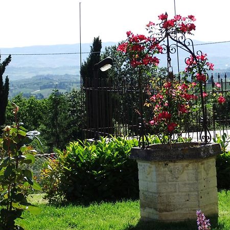 Agriturismo Il Castagnolino Сан-Джиминьяно Экстерьер фото