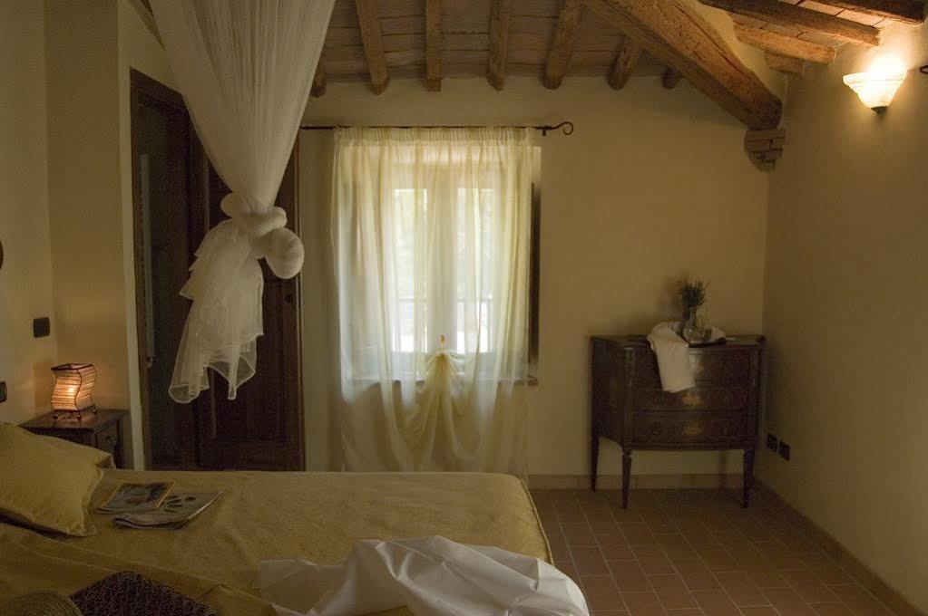 Agriturismo Il Castagnolino Сан-Джиминьяно Экстерьер фото